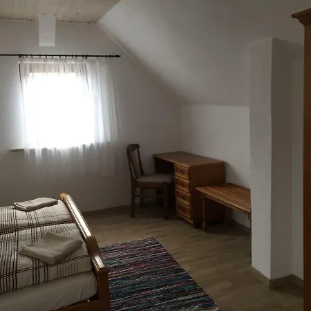 Roessle Ochsenwang Han/Misafirhane *