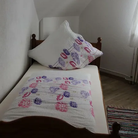 Roessle Ochsenwang Han/Misafirhane Kirchentellinsfurt